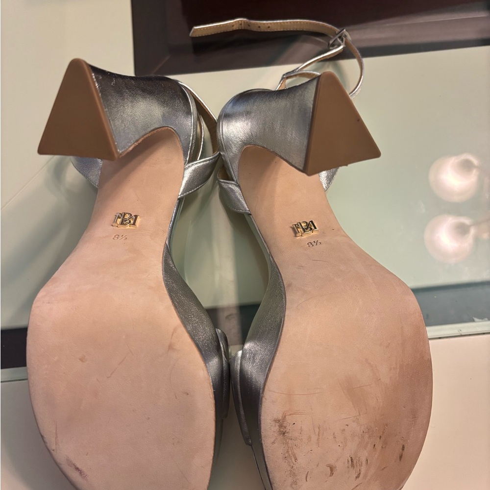Badgley Mischka Silver Platform Caia with Heart-Shaped Buckle - Picture 5 of 7